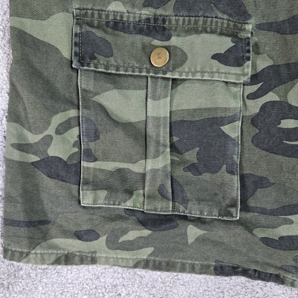 41 Hawthorn Brennan Army Green Camo Cargo 100% Cotton Utility Jacket Stitch Fix - Picture 6 of 9